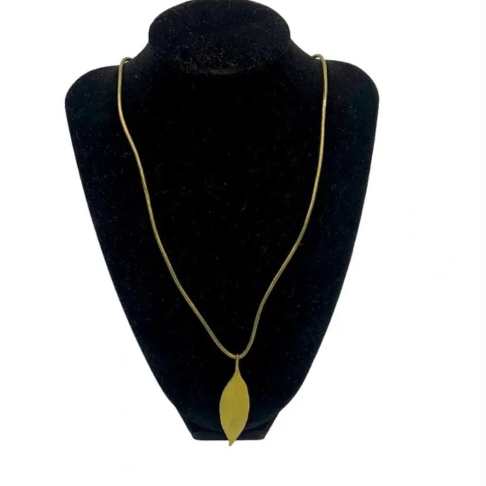 NIB Michael Michaud White Ash Leaf Pendant on 34" Long Leather Necklace
